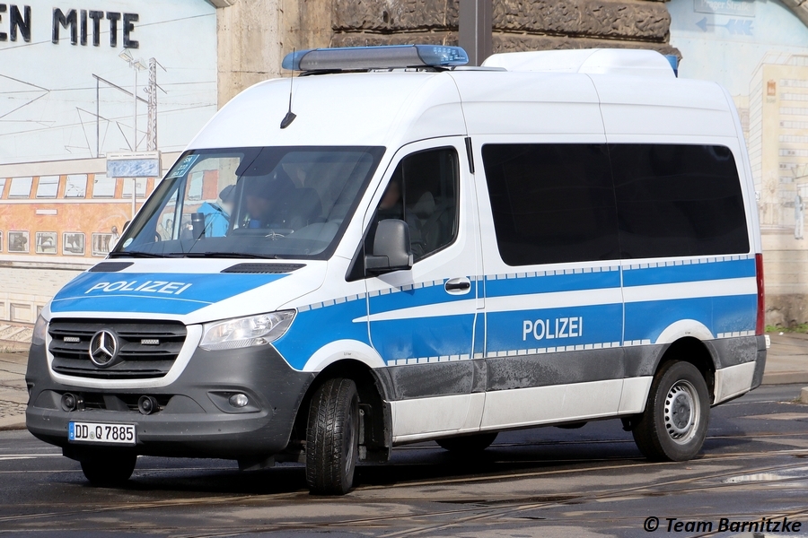 BatKw - DD-Q7885