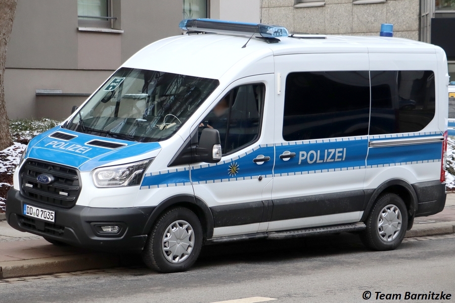 HGruKw - DD-Q7035