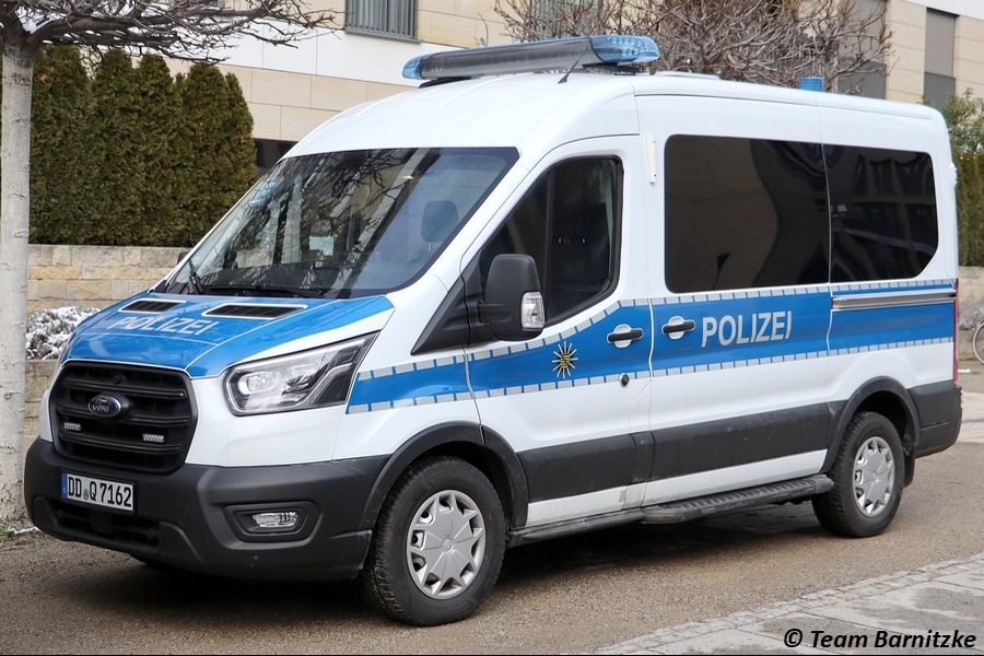 HGruKw - DD-Q7162