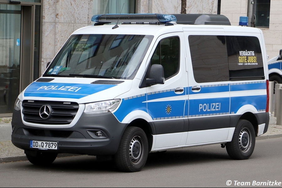 HGruKw - DD-Q7879