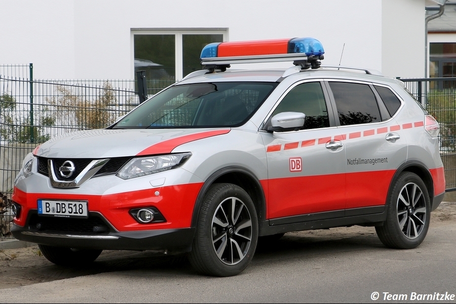 UHF - B-DB518