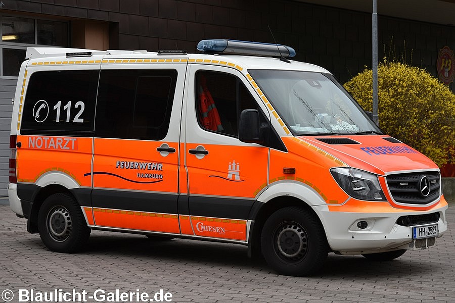 NEF - HH-2582
