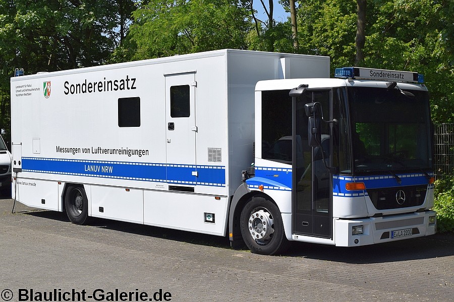 Laborfahrzeug - E-LA2200