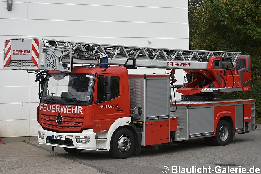 DLA(K) - D-AV690